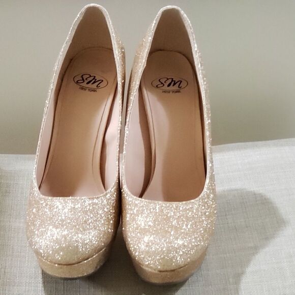 Sparkle platform heels by SM New York - Picture 3 of 5